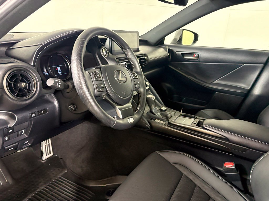Used 2024 Lexus IS 350 F Sport w/ Navigation Package AWD/4WD image 21
