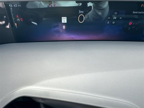 Used 2024 Lincoln Nautilus Reserve w/ Equipment Group 202A image 28