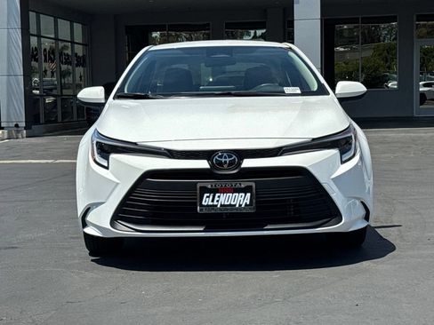 New 2026 Toyota Corolla LE FWD image 3