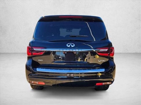 Used 2024 INFINITI QX80 Sensory image 7