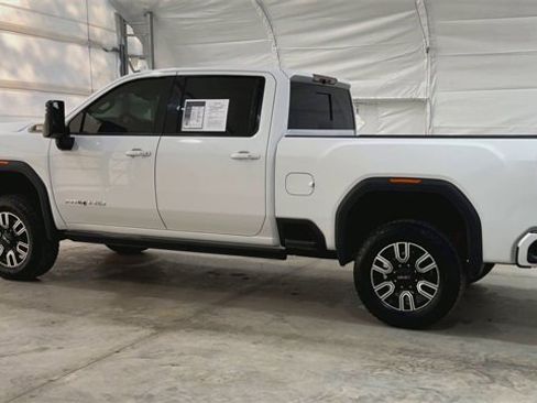 Used 2022 GMC Sierra 2500 AT4 w/ AT4 Preferred Package image 6