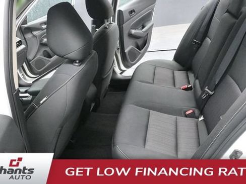 Used 2025 Nissan Altima 2.5 SV FWD image 21
