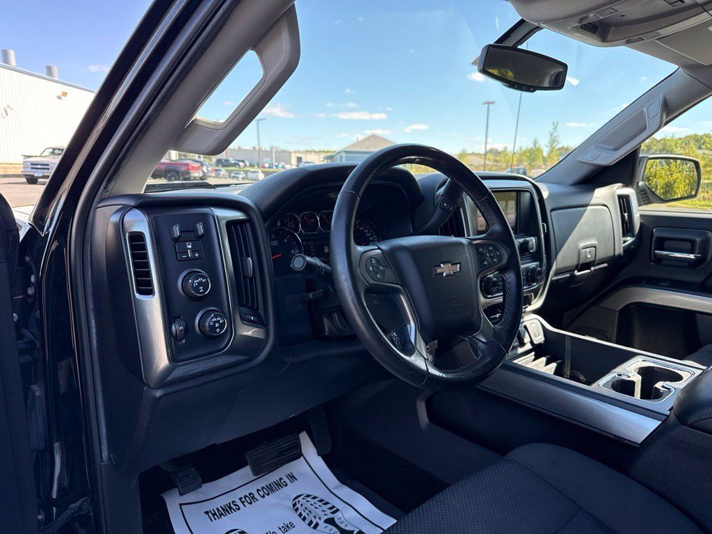 Used 2017 Chevrolet Silverado 1500 LT w/ All Star Edition AWD/4WD image 24