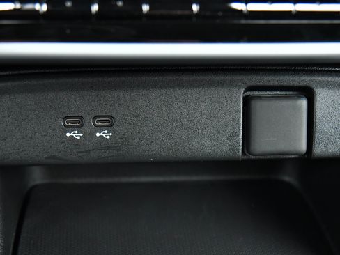 Used 2024 Honda Prologue EX image 29