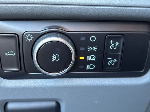 Used 2023 Ford F150 XLT w/ Trailer Tow Package image 27