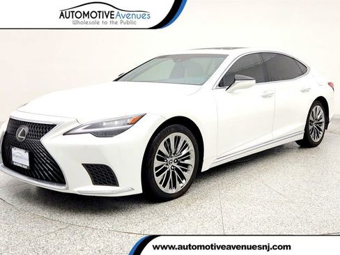 Used 2022 Lexus LS 500 w/ Accessory Package (Z2) RWD image 1