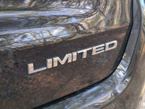 Used 2020 Jeep Compass Limited image 15