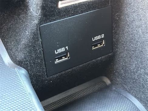 Used 2019 Porsche Cayenne image 24