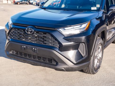 Certified 2025 Toyota RAV4 LE AWD/4WD image 11