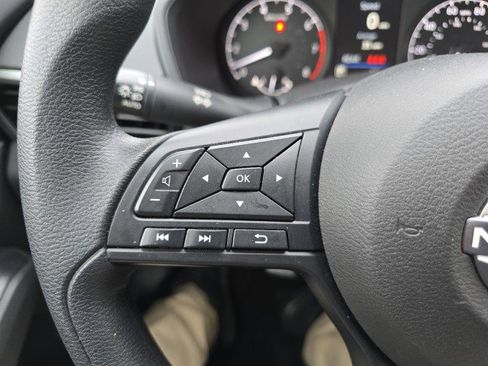 Used 2024 Nissan Altima 2.5 S image 18