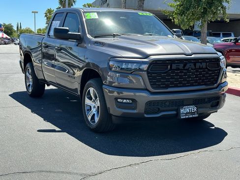 Used 2025 RAM 1500 Tradesman AWD/4WD image 11