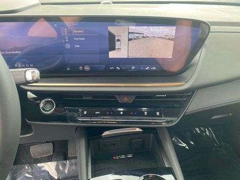 New 2025 Buick Envision Avenir image 17