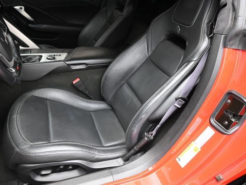 Used 2015 Chevrolet Corvette Z06 w/ 3LZ Preferred Equipment Group image 11