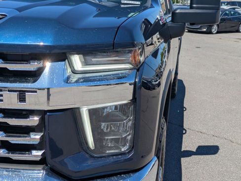 Used 2022 Chevrolet Silverado 3500 LTZ w/ LTZ Plus Package AWD/4WD image 10
