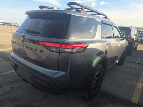 Used 2023 Nissan Pathfinder Rock Creek image 3