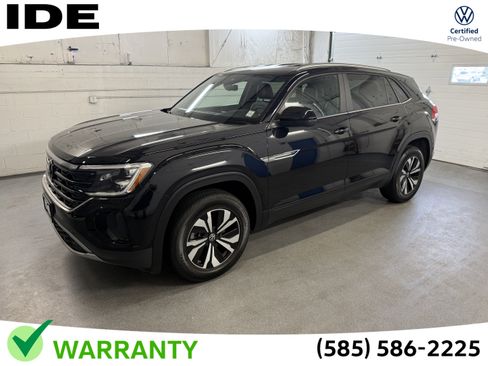 Certified 2024 Volkswagen Atlas Cross Sport SE image 1