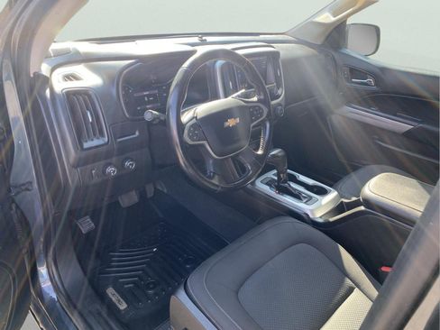 Used 2019 Chevrolet Colorado LT w/ LT Convenience Package AWD/4WD image 13