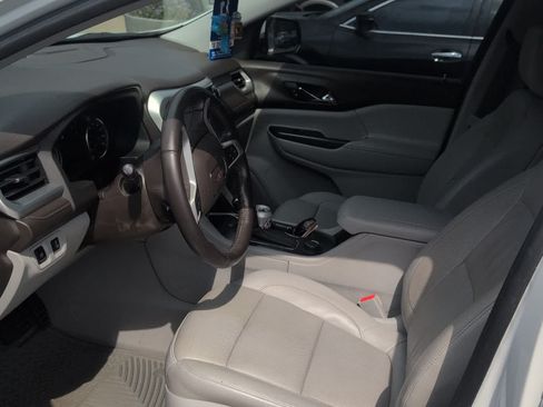 Used 2017 GMC Acadia SLT AWD/4WD image 9