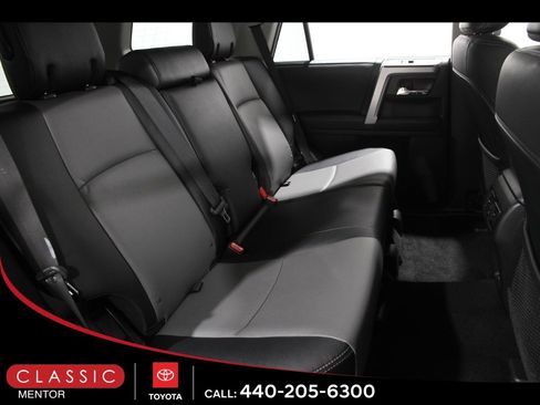 Used 2023 Toyota 4Runner SR5 Premium image 19