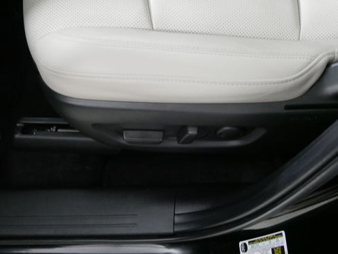 Certified 2024 MAZDA CX-90 Plug-In Hybrid w/ Preferred AWD/4WD image 20