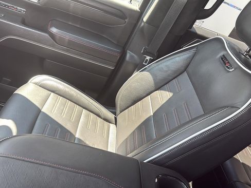 Used 2024 GMC Sierra 1500 AT4X image 27