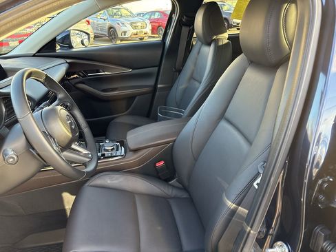 Used 2025 MAZDA CX-30 AWD 2.5 S w/ Premium Package image 14