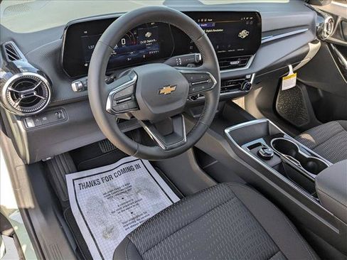 New 2026 Chevrolet Equinox LT w/ Safety and Technology Package FWD image 3