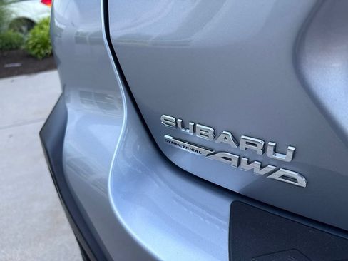 Used 2025 Subaru Crosstrek 2.5i Premium AWD/4WD image 10