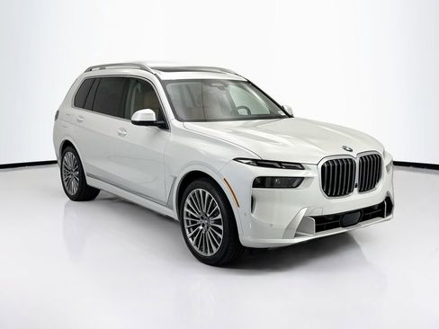 New 2026 BMW X7 xDrive40i AWD/4WD image 3
