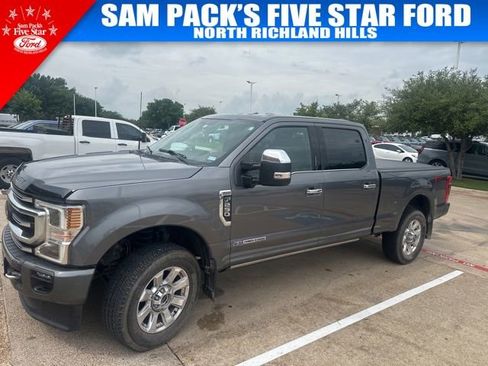 Used 2022 Ford F250 Platinum AWD/4WD image 2