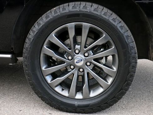 Used 2020 Ford Expedition Max Limited image 8