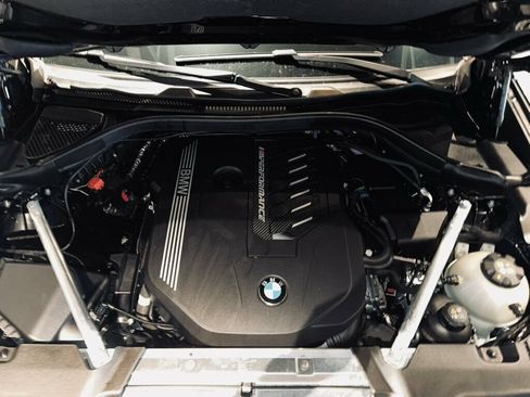 Used 2024 BMW X3 M40i AWD/4WD image 9