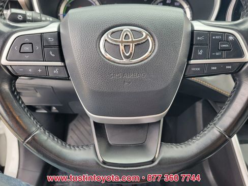 Used 2022 Toyota Highlander Bronze Edition AWD/4WD image 21