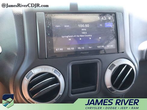 Used 2014 Jeep Wrangler Unlimited Sport AWD/4WD image 30