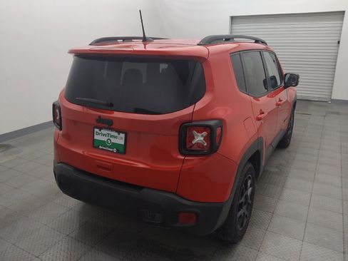 Used 2020 Jeep Renegade Altitude FWD image 7