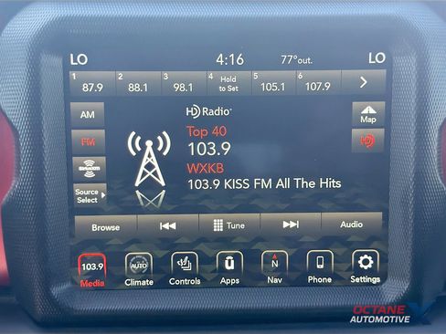 Used 2022 Jeep Wrangler Unlimited Rubicon w/ Dual Top Group AWD/4WD image 15