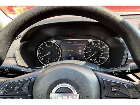 Used 2026 Nissan Altima 2.5 SV FWD image 22
