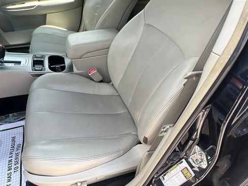 Used 2013 Subaru Outback 2.5i Limited AWD/4WD image 20