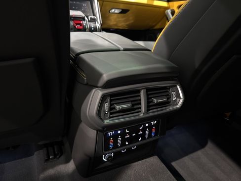 Used 2024 Lamborghini Urus S image 53