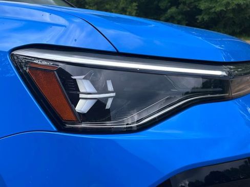 New 2026 Volkswagen Taos SE FWD image 3
