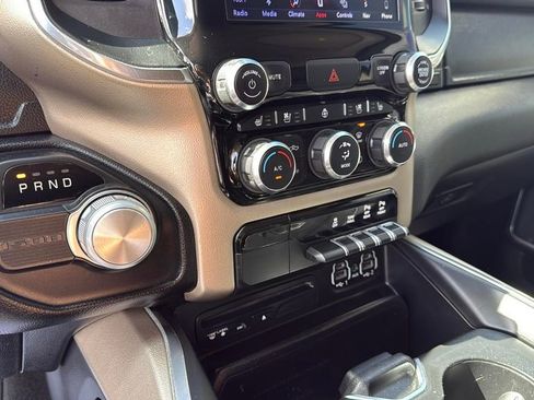 Used 2019 RAM 1500 Laramie image 22