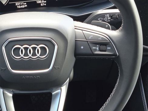 Certified 2025 Audi Q7 3.0T Premium Plus image 16