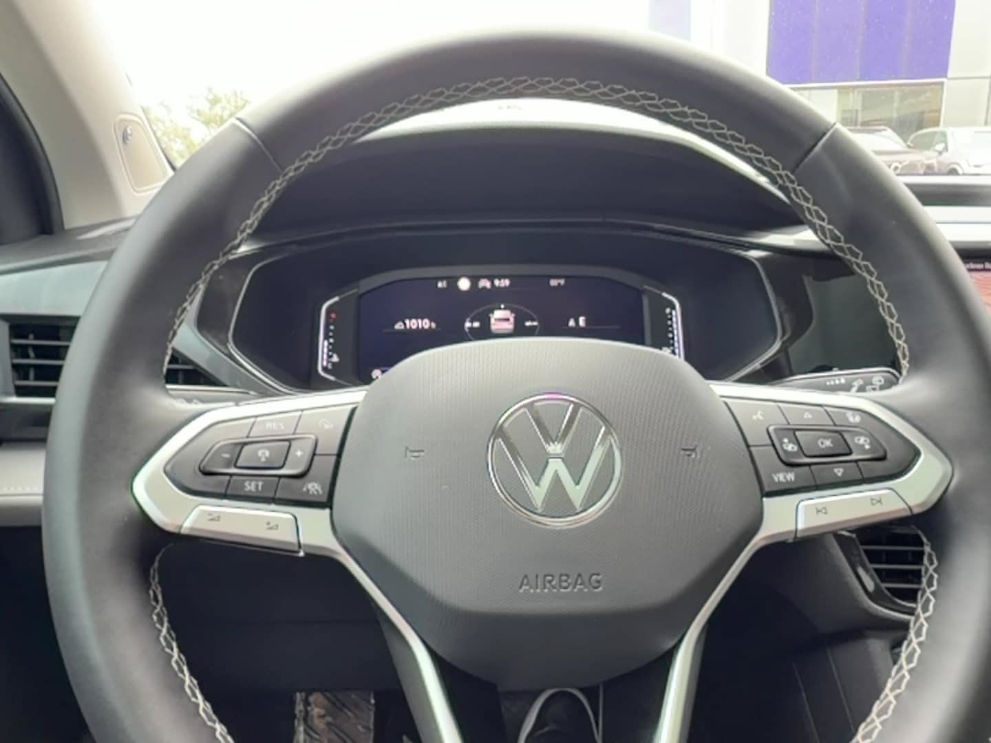 Used 2022 Volkswagen Taos SEL FWD image 19