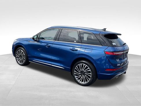 Used 2021 Lincoln Corsair Reserve w/ Equipment Group 201A AWD/4WD image 3