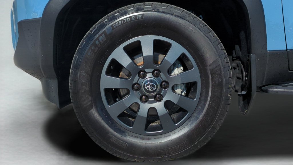 Used 2025 Toyota Land Cruiser AWD/4WD image 27