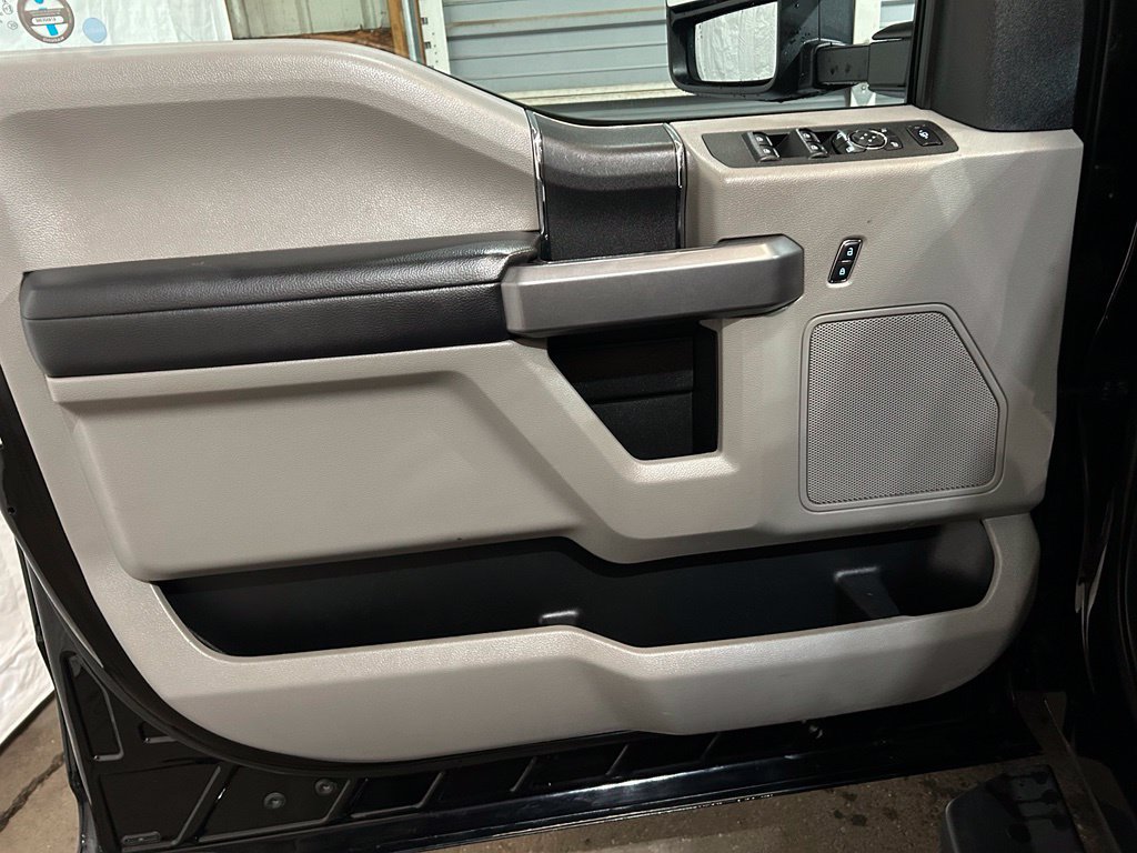 Used 2018 Ford F450 XLT AWD/4WD image 13