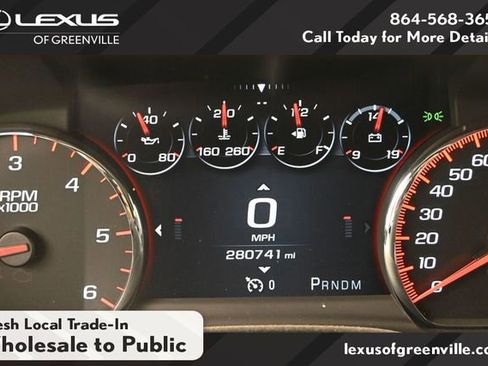 Used 2015 GMC Yukon Denali w/ Open Road Package AWD/4WD image 9