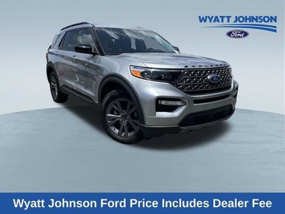 Certified 2024 Ford Explorer XLT w/ Equipment Group 202A