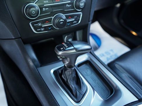 Used 2022 Dodge Charger SXT w/ Leather Interior Group RWD image 29