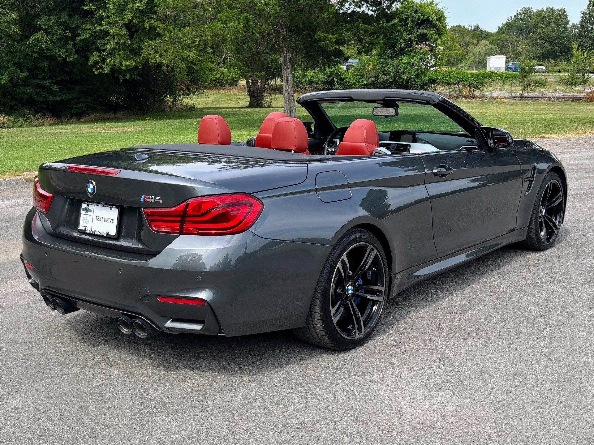 Used 2019 BMW M4 Convertible w/ Competition Package RWD image 3